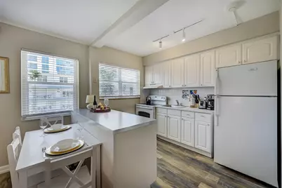 741 Bayshore Drive #32n, Fort Lauderdale, FL 33304 - Photo 6