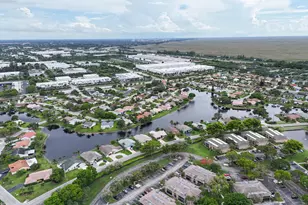 7801 Ashmont Cir, Tamarac, FL 33321 - Photo 30