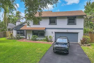 12003 Flicker Way, Hollywood, FL 33026 - Photo 6