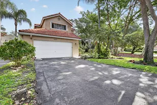 10111 NW 4th St, Plantation, FL 33324 - Photo 4