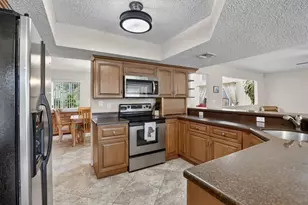 10111 NW 4th St, Plantation, FL 33324 - Photo 28