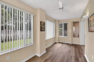 10111 NW 4th St, Plantation, FL 33324 - Photo 38