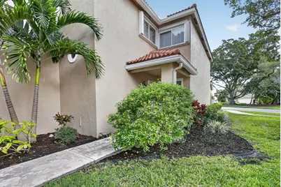 10111 NW 4th Street, Plantation, FL 33324 - Photo 12