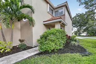 10111 NW 4th St, Plantation, FL 33324 - Photo 12