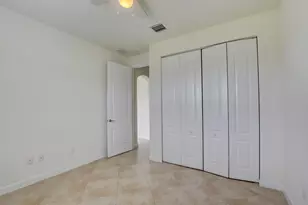 8853 Sandy Crk Wy, Lake Worth, FL 33467 - Photo 12