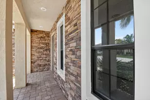 8853 Sandy Crk Wy, Lake Worth, FL 33467 - Photo 4