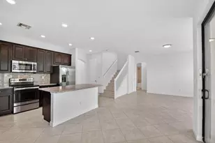 8853 Sandy Crk Wy, Lake Worth, FL 33467 - Photo 14