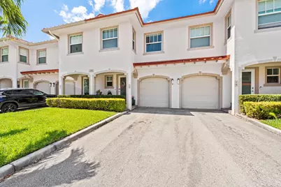 4086 W Palm Aire Drive #18, Pompano Beach, FL 33069 - Photo 2