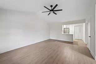 9095 SE Hobe Ridge Ave, Hobe Sound, FL 33455 - Photo 2