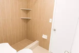 887 Crystal Lake Dr, Pompano Beach, FL 33064 - Photo 20