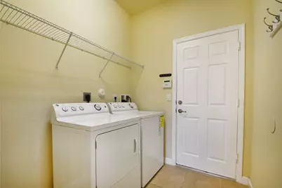 10385 Wellington Parc Drive, Wellington, FL 33449 - Photo 10
