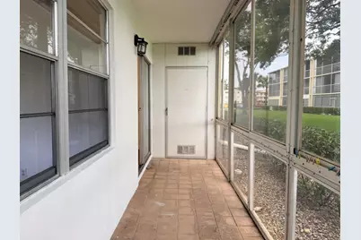 52 Dorset Drive #B, Boca Raton, FL 33434 - Photo 8