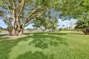 304 Golfview Rd, North Palm Beach, FL 33408 - Photo 28