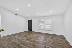 8443 Elaine Dr, Boynton Beach, FL 33472 - Photo 6