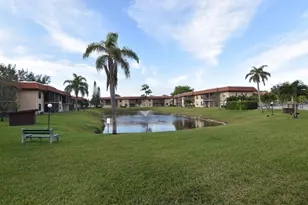 21895 Lake Forest Cir, Boca Raton, FL 33433 - Photo 12