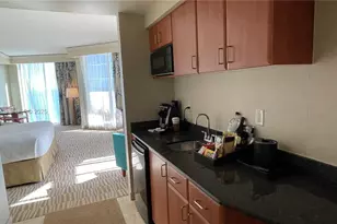 18001 Collins Ave, Sunny Isles Beach, FL 33160 - Photo 16