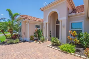 4405 65th Dr, Vero Beach, FL 32967 - Photo 2