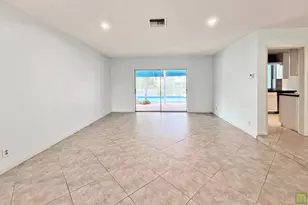 240 Lake Dr, Coconut Creek, FL 33066 - Photo 10