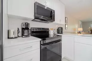 13017 Northshire Trail, Wellington, FL 33414 - Photo 12
