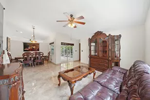 5787 SW 57th Way, Davie, FL 33314 - Photo 10