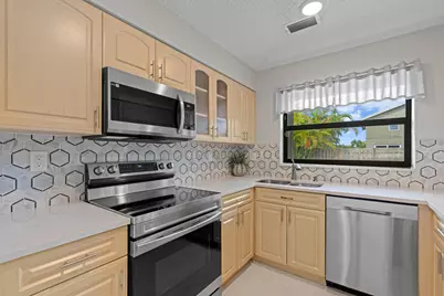 701 NW 48th Avenue, Coconut Creek, FL 33063 - Photo 18