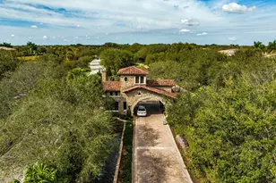 7616 Old Thyme Ct, Parkland, FL 33076 - Photo 2