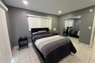 229 E Durham E, Deerfield Beach, FL 33442 - Photo 6
