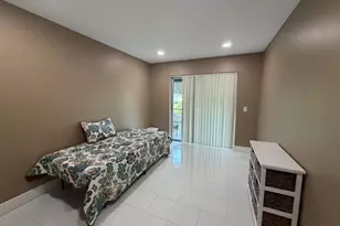 229 E Durham E, Deerfield Beach, FL 33442 - Photo 8