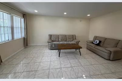 229 E Durham E #229, Deerfield Beach, FL 33442 - Photo 4