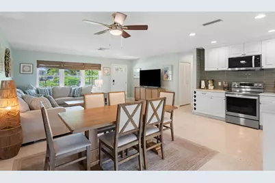 1621 Frances Avenue, Fort Pierce, FL 34949 - Photo 16