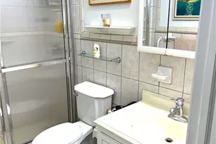 2270 NE 68th St, Fort Lauderdale, FL 33308 - Photo 12