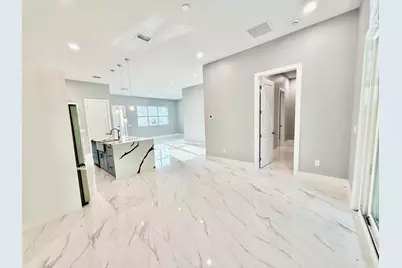 660 NE Moss Rose Place, Port Saint Lucie, FL 34983 - Photo 8