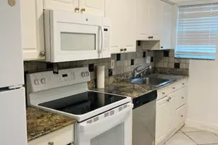 2837 NE 30th St, Fort Lauderdale, FL 33306 - Photo 2