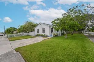 5000 Lake Ave, West Palm Beach, FL 33405 - Photo 2