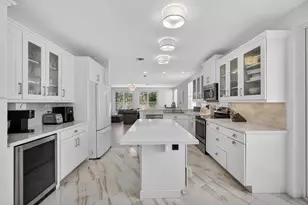 2114 Chagall Cir, West Palm Beach, FL 33409 - Photo 18
