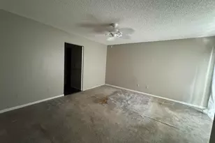 23 Buxton Ln, Boynton Beach, FL 33426 - Photo 6