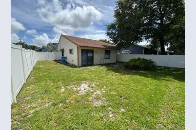 23 Buxton Lane, Boynton Beach, FL 33426 - Photo 2