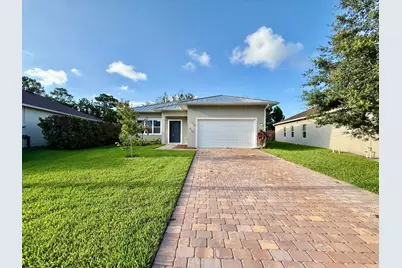 675 NE Moss Rose Place, Port Saint Lucie, FL 34983 - Photo 1
