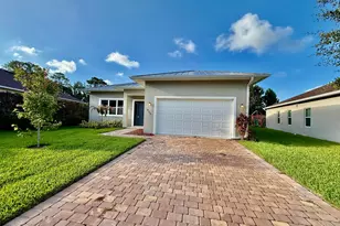 675 NE Moss Rose Pl, Port Saint Lucie, FL 34983 - Photo 2