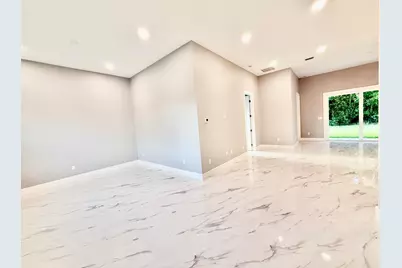 675 NE Moss Rose Place, Port Saint Lucie, FL 34983 - Photo 22