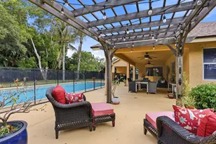 16431 N 77th Trail N, Palm Beach Gardens, FL 33418 - Photo 4