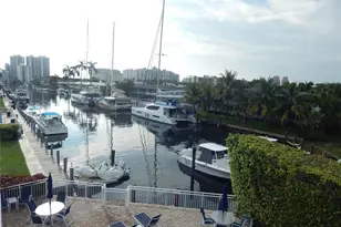 3220 Bayview Dr, Fort Lauderdale, FL 33306 - Photo 12