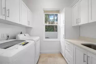 2925 SE Dune Dr, Hutchinson Island, FL 34996 - Photo 36