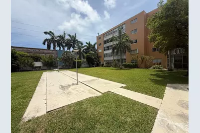 219 NE 14th Avenue #107, Hallandale Beach, FL 33009 - Photo 16