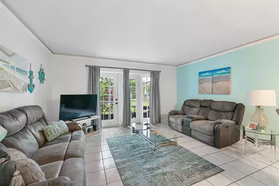 219 NE 14th Avenue #107, Hallandale Beach, FL 33009 - Photo 2