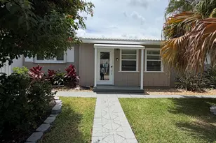 204 S Seacrest Cir, Delray Beach, FL 33444 - Photo 4