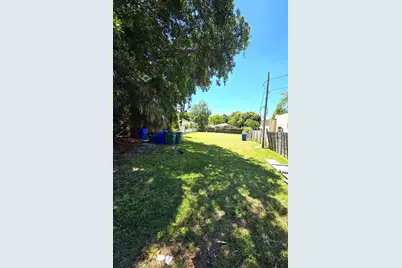 1252 NW 35th Street, Miami, FL 33142 - Photo 1