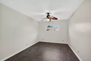 17137 Waterbend Dr, Jupiter, FL 33477 - Photo 18
