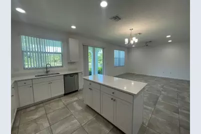12885 Trevi Isle, Palm Beach Gardens, FL 33418 - Photo 10