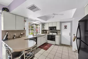 1710 W River Dr, Margate, FL 33063 - Photo 14